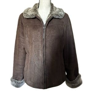 Outback Trading Company Faux Fur Lined
Western Jacket Size Medium